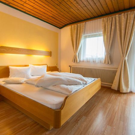 Hotel Salaterhof Embach Lend Pokoj fotografie